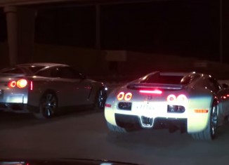 Bugatti Veyron vs Nissan GT-R